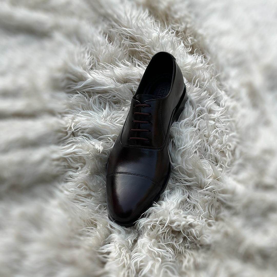 Tyler - Cap Toe Oxford in the very beautiful 3 gradient Ebony patina